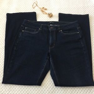 White House/Boack Market Skinny Flare Sz 14R Jeans